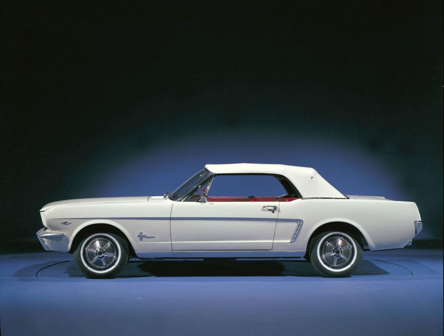  Ford Mustang Convertible 1964 года  (фото 5 из 27)